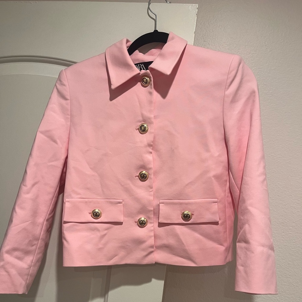 Pink crop Blazer